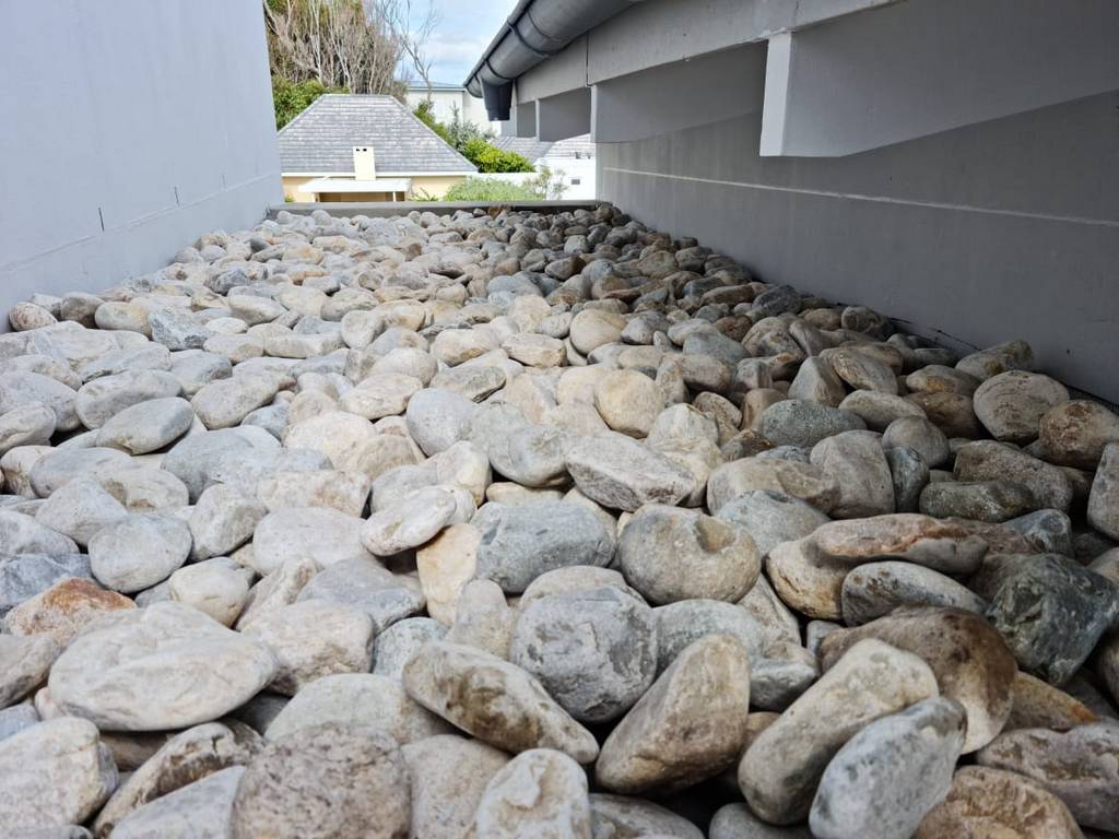 RiverStones Co Za Genuine Western Cape River Stones In All Sizes And   Riverstones On Roof 